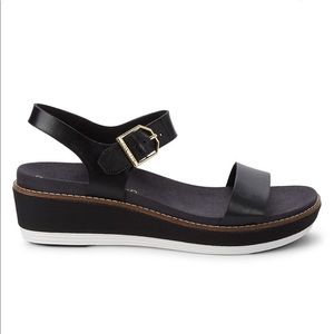 Cole Haan Women's OriginalGrand Flatform Wedge Sandals